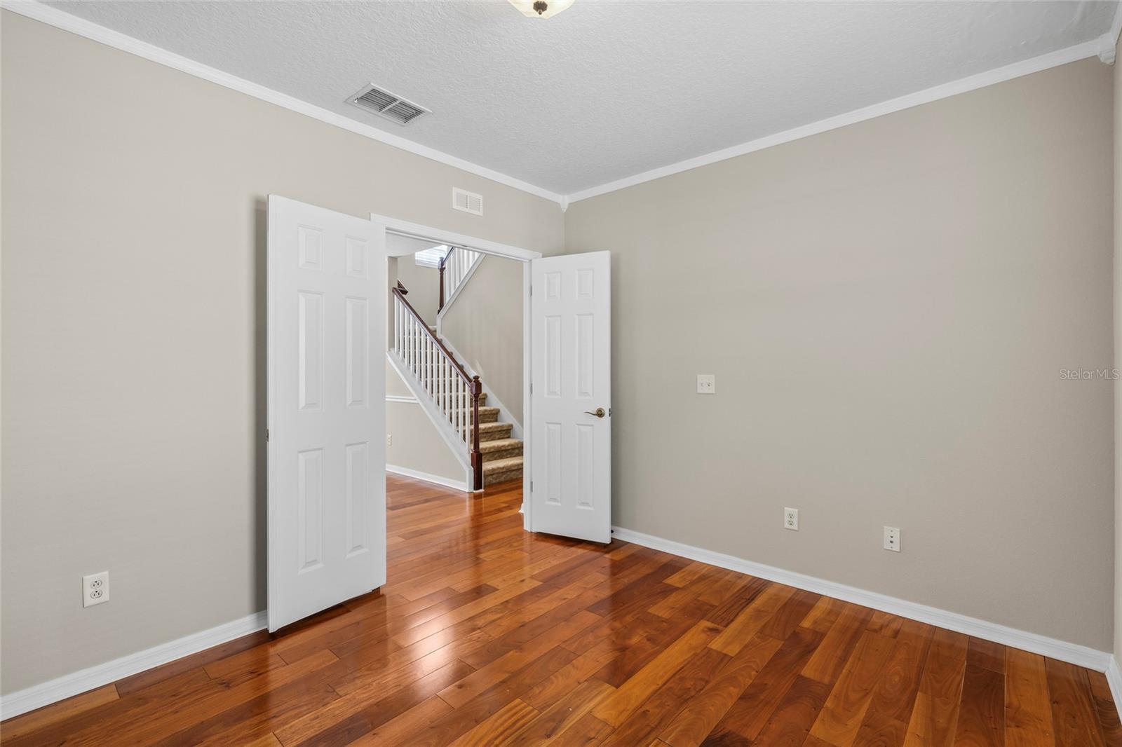 Image 27 of 61 For 5909 Grand Loneoak Lane