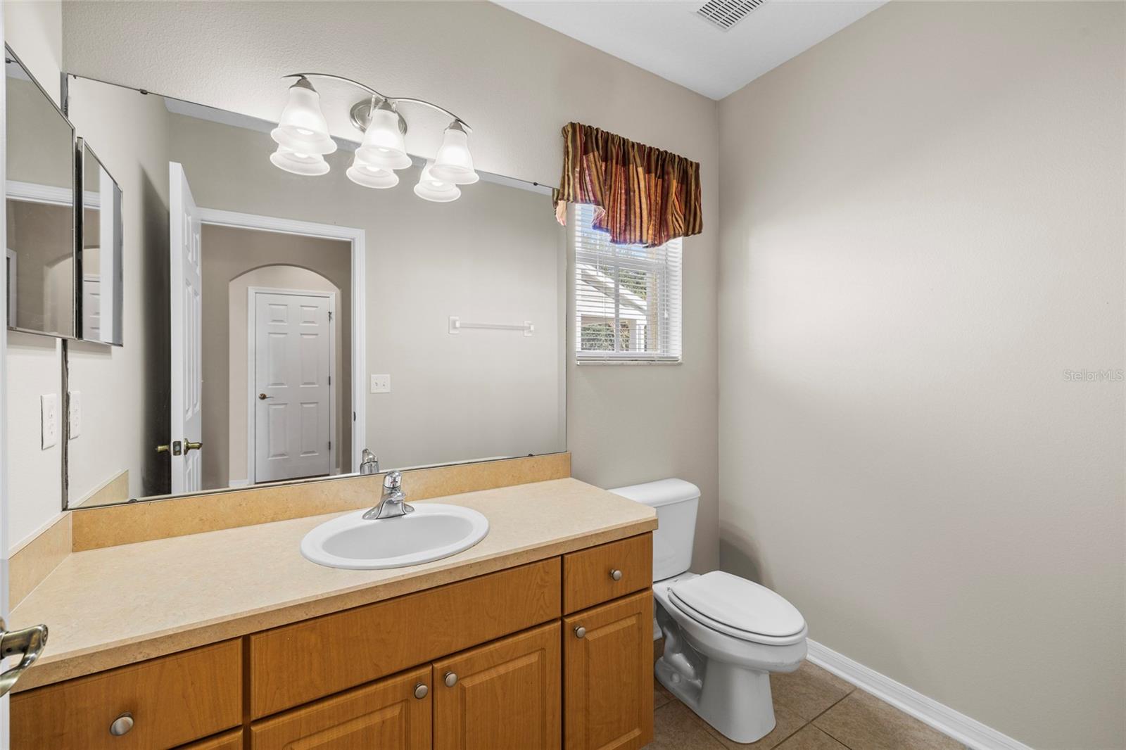 Image 29 of 61 For 5909 Grand Loneoak Lane