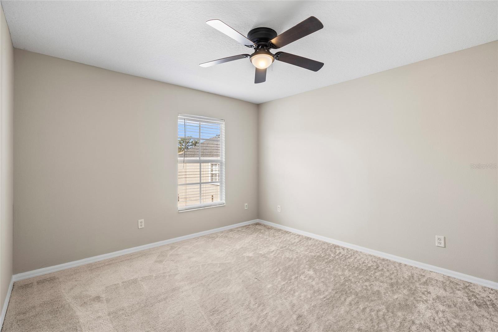 Image 43 of 61 For 5909 Grand Loneoak Lane