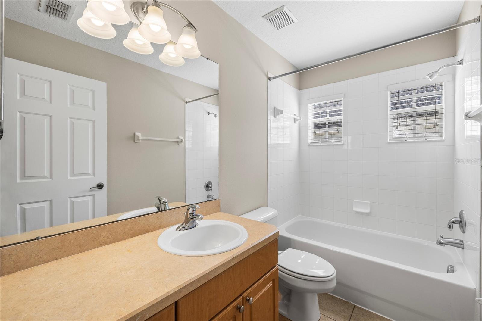 Image 45 of 61 For 5909 Grand Loneoak Lane