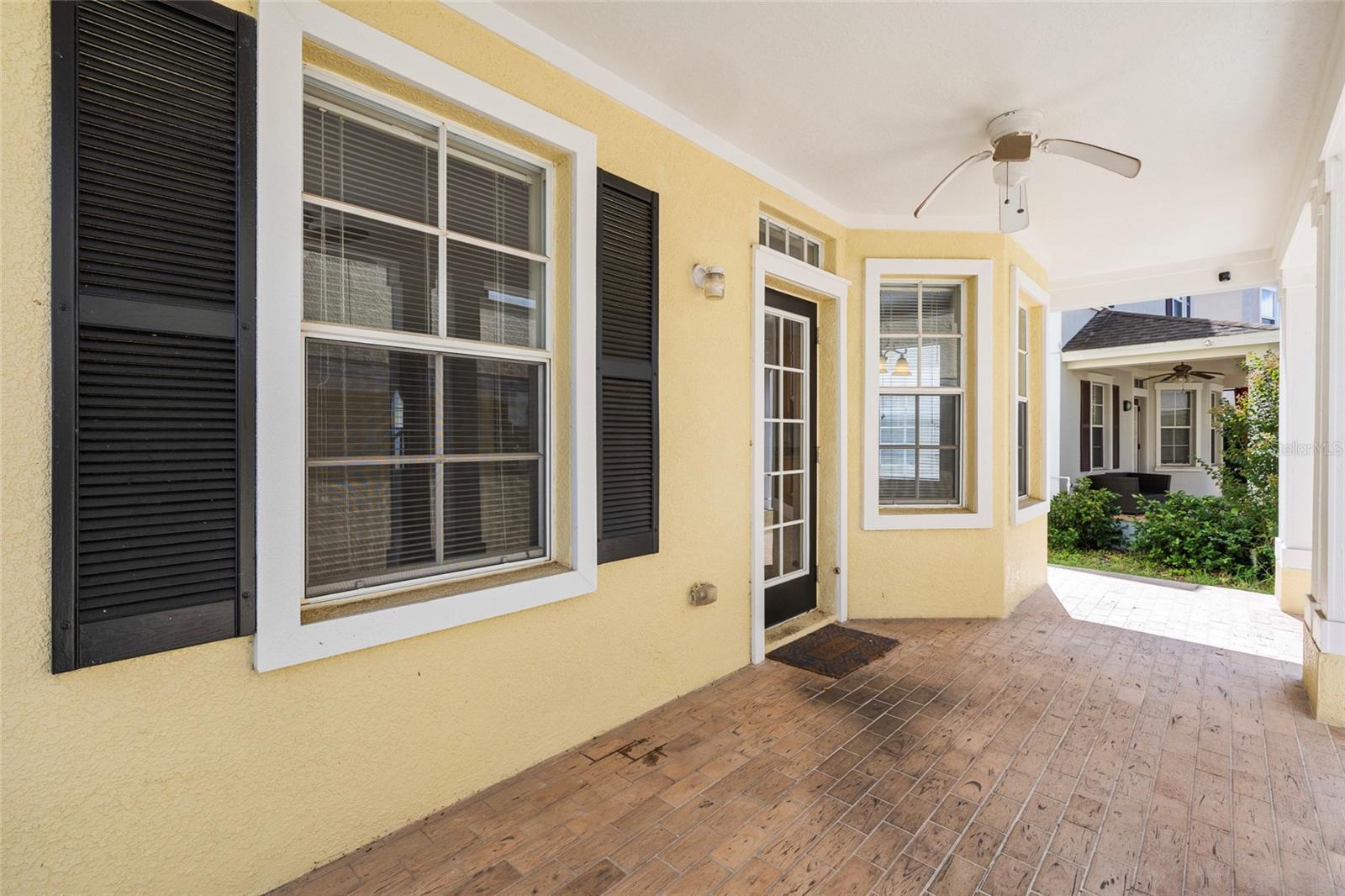 Image 47 of 61 For 5909 Grand Loneoak Lane