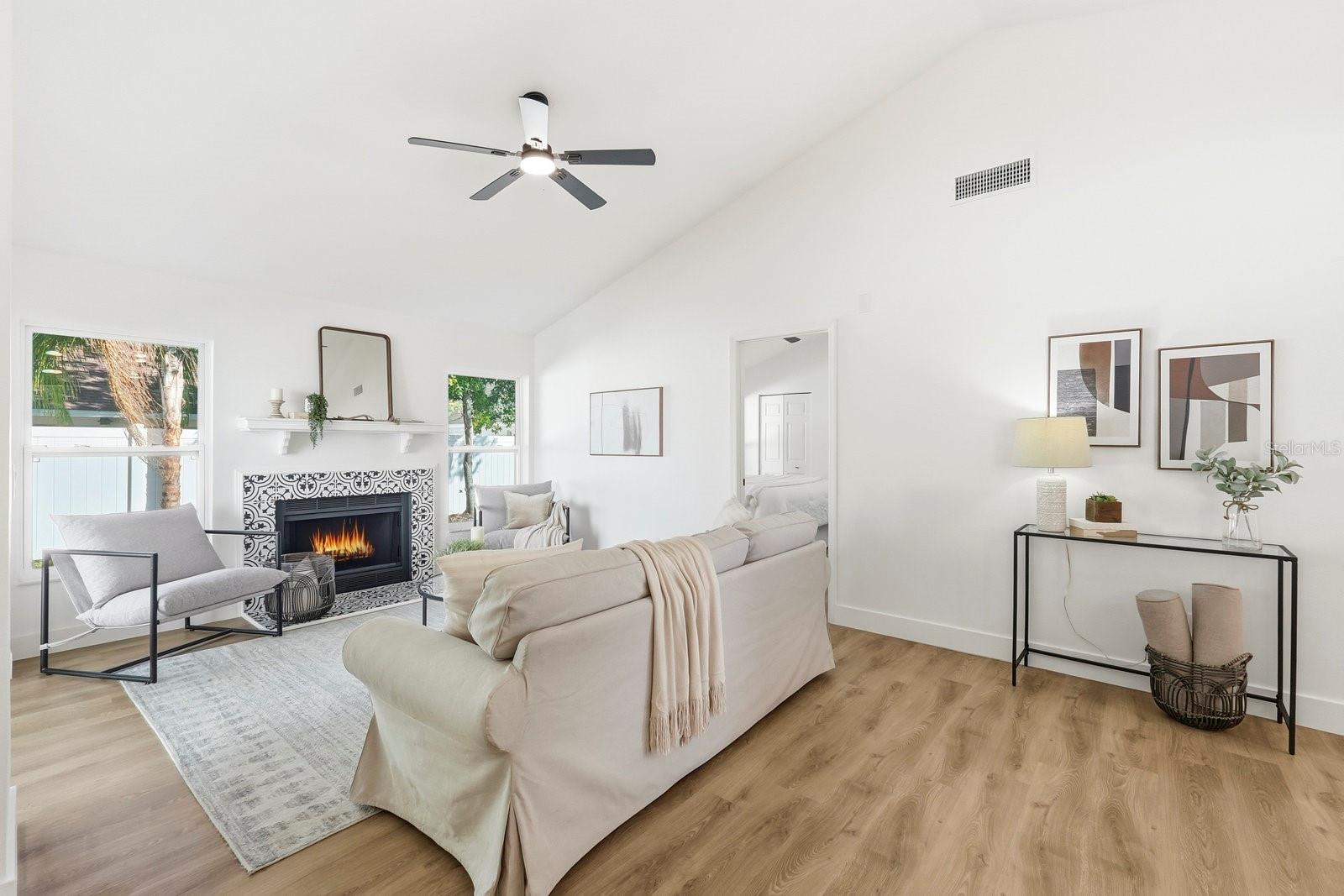 Image 12 of 27 For 12717 Dunhill Drive