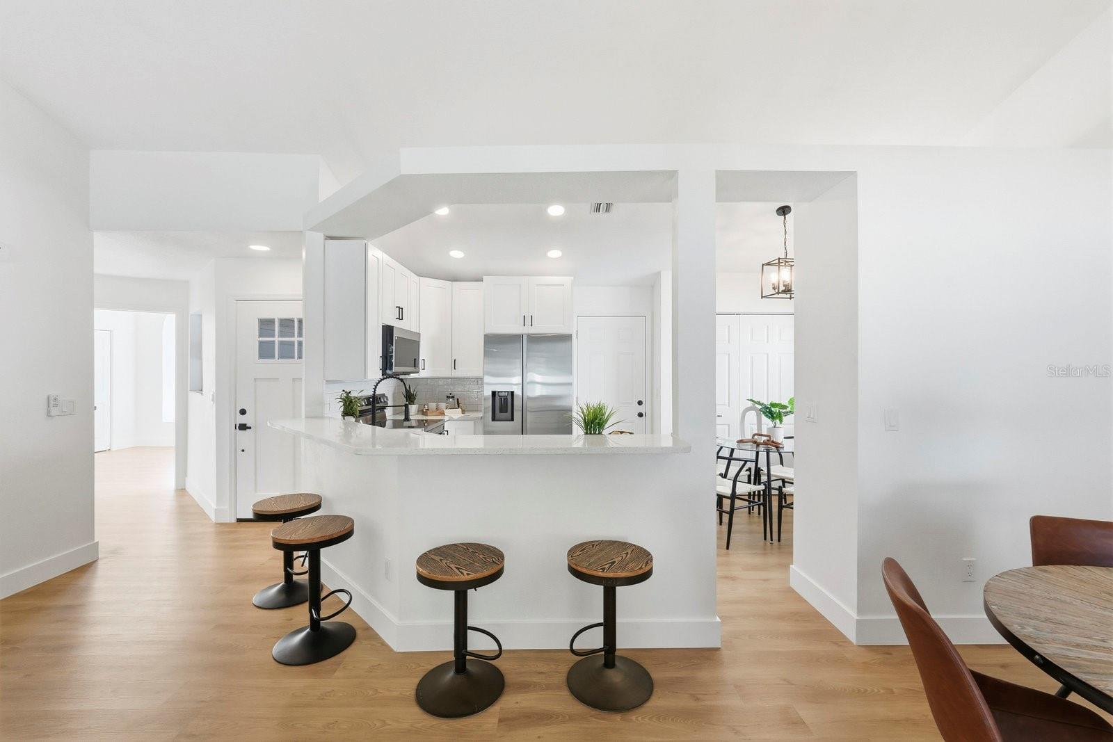 Image 4 of 27 For 12717 Dunhill Drive