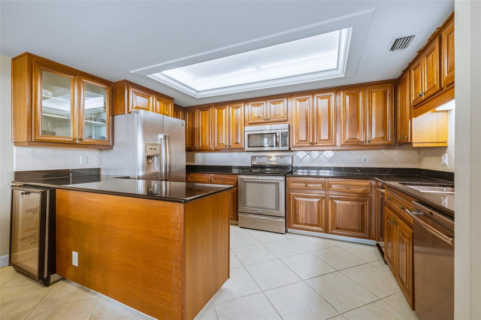 Image 11 of 60 For 6 Belleview Boulevard 801