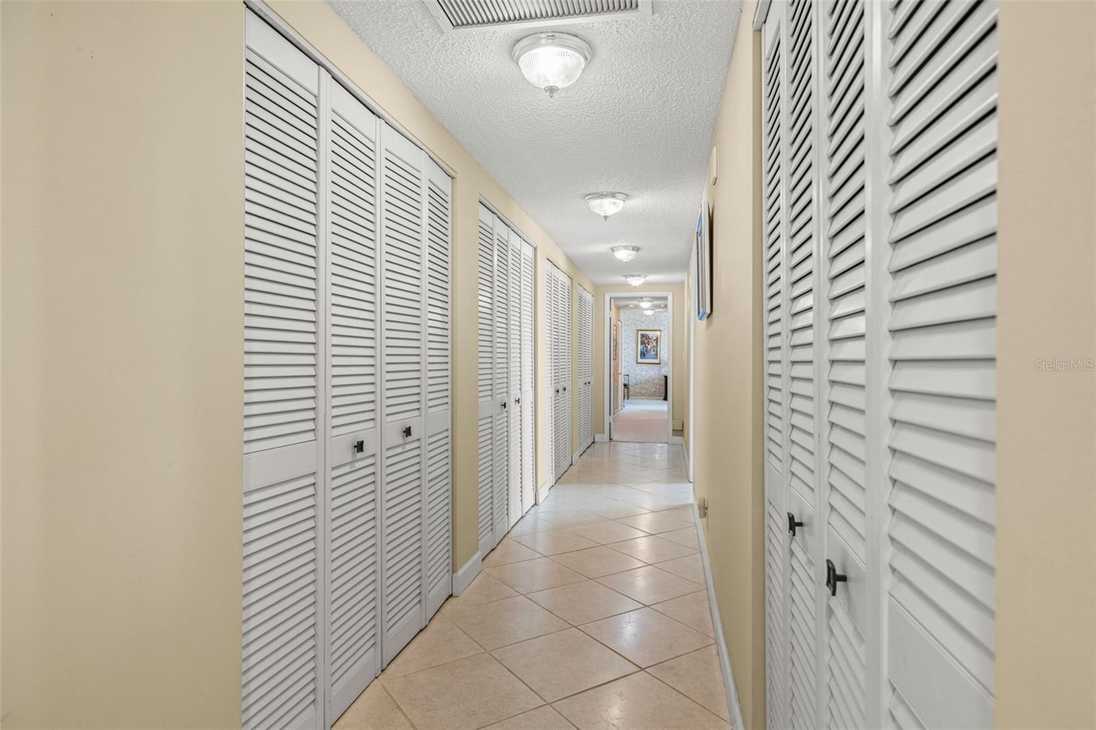 Image 16 of 60 For 6 Belleview Boulevard 801