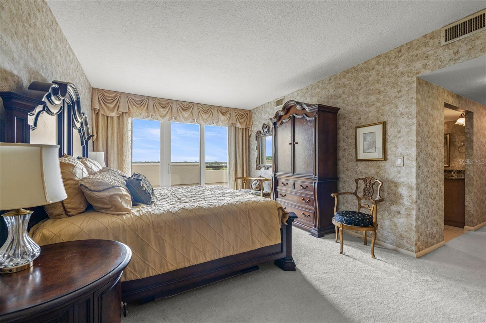 Image 17 of 60 For 6 Belleview Boulevard 801