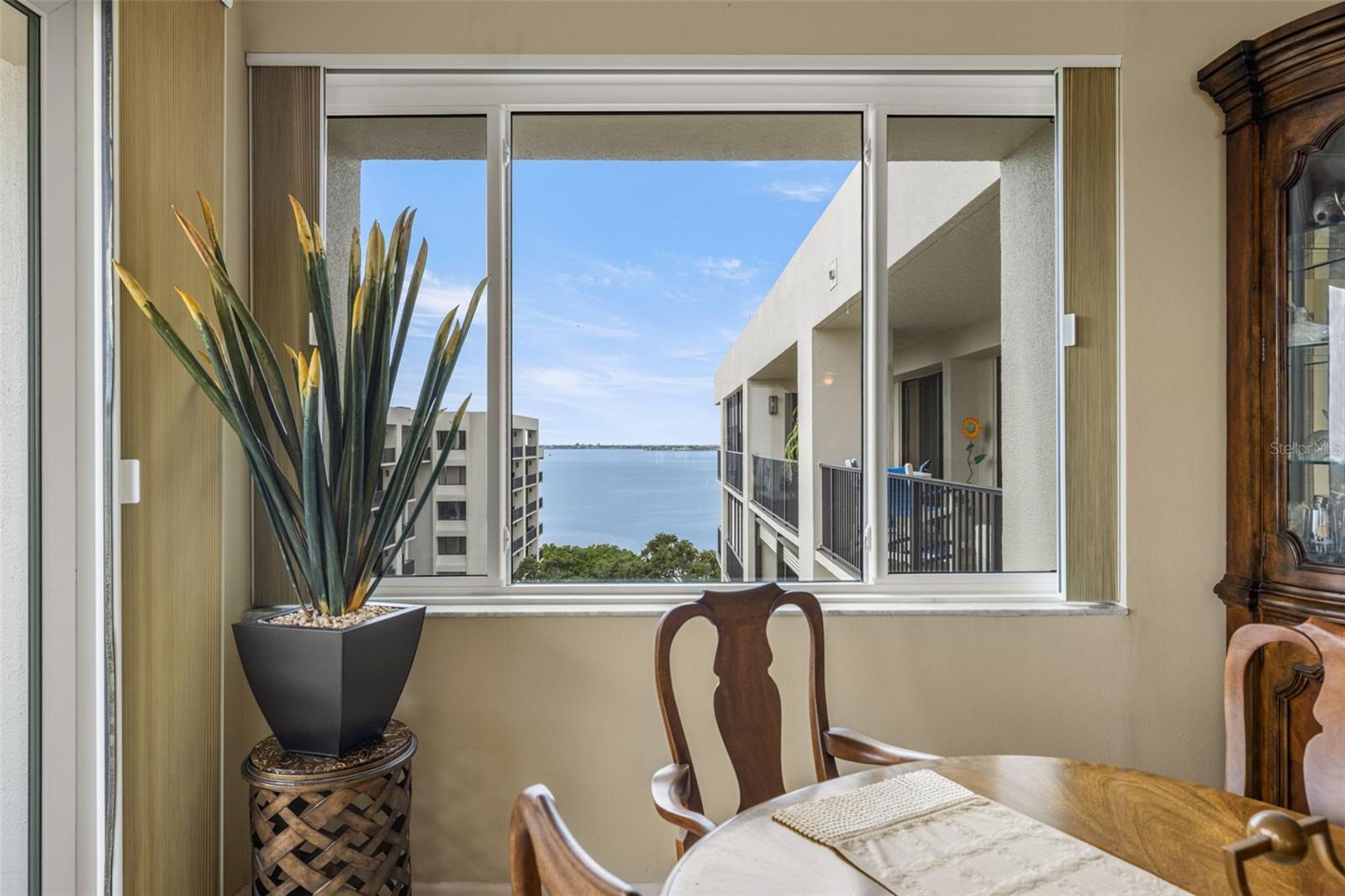 Image 8 of 60 For 6 Belleview Boulevard 801