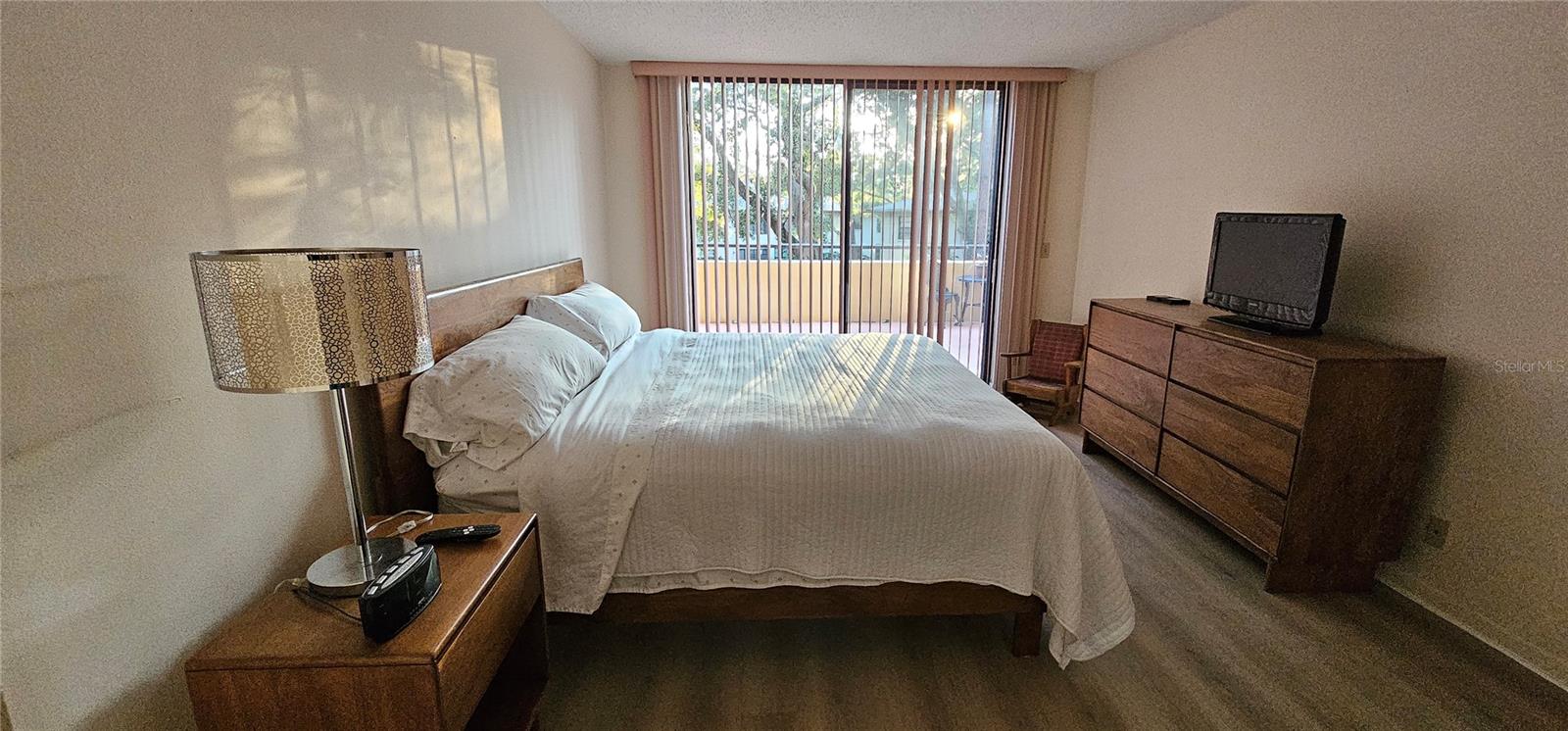 Image 17 of 57 For 3078 Eastland Boulevard 107