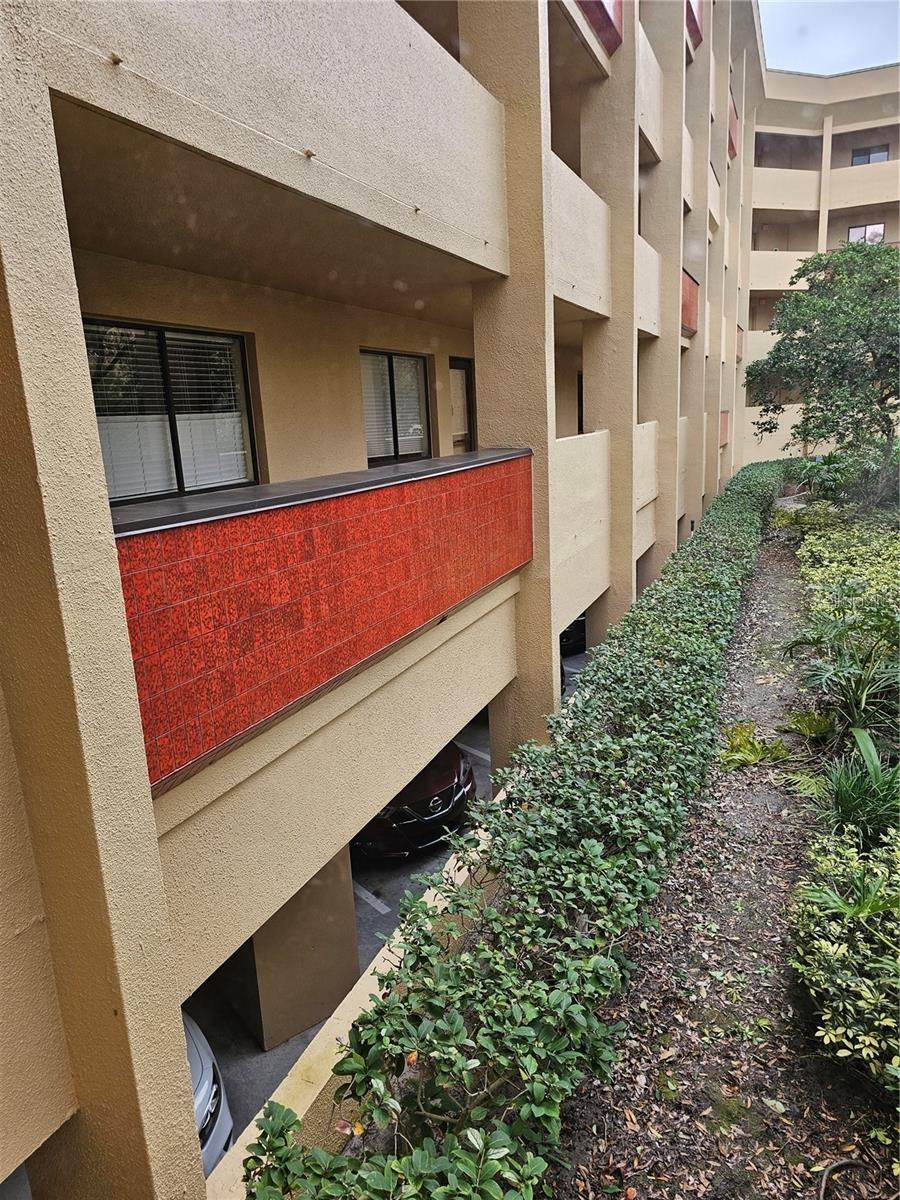 Image 27 of 57 For 3078 Eastland Boulevard 107