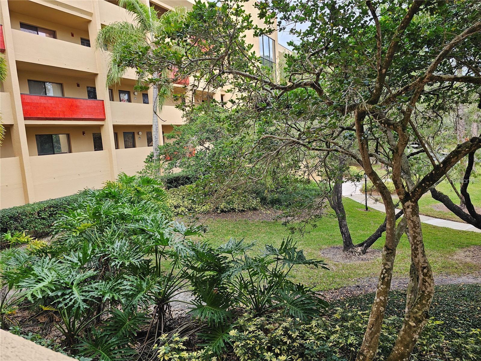 Image 28 of 57 For 3078 Eastland Boulevard 107