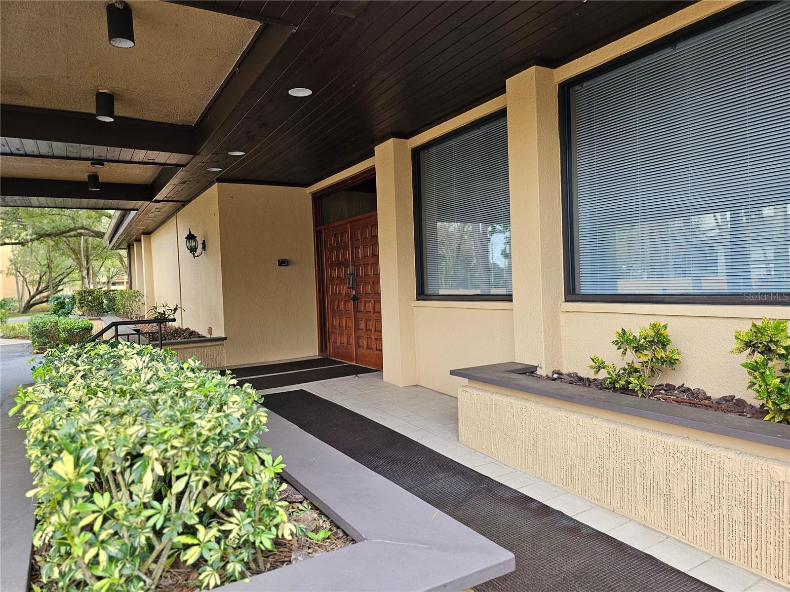 Image 35 of 57 For 3078 Eastland Boulevard 107