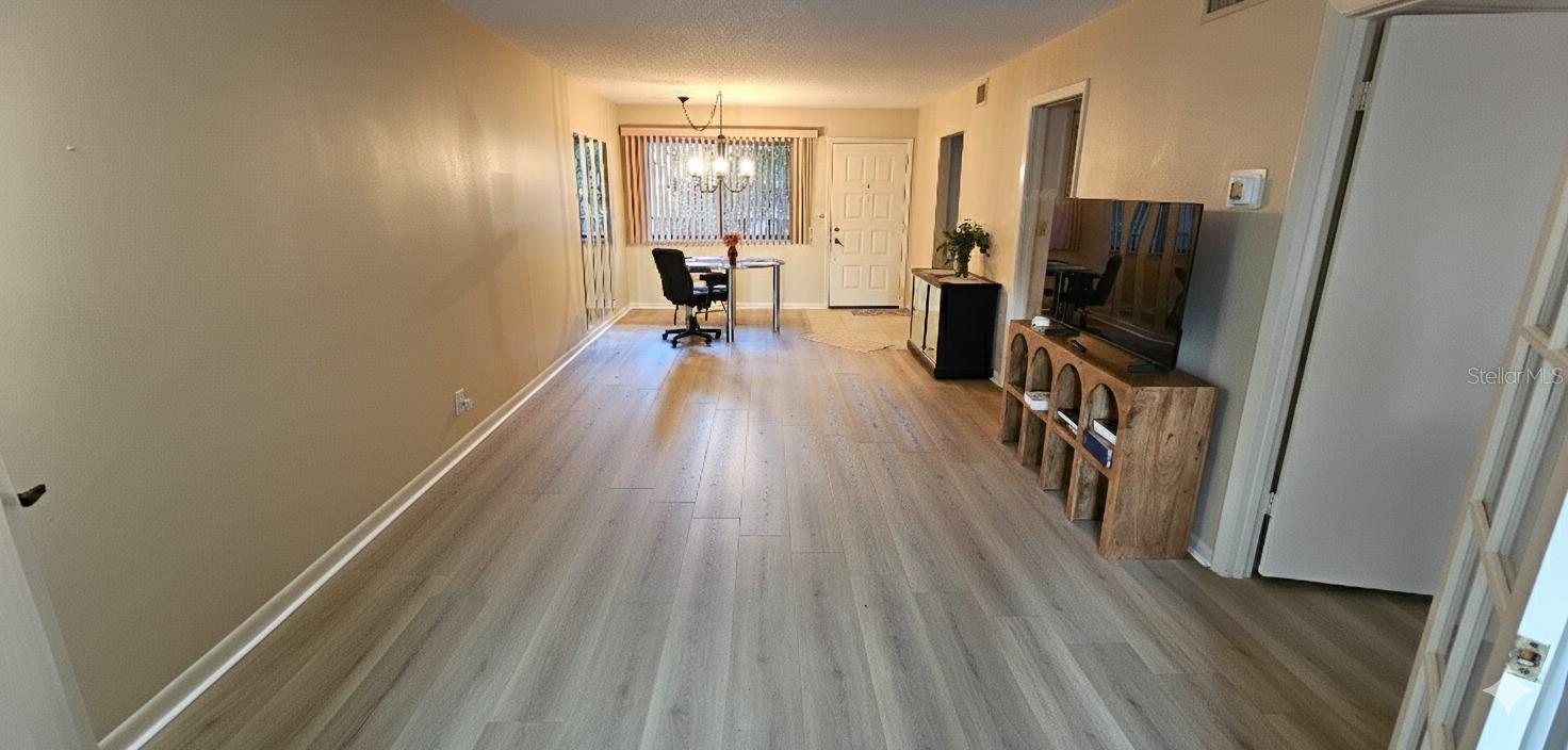 Image 5 of 57 For 3078 Eastland Boulevard 107