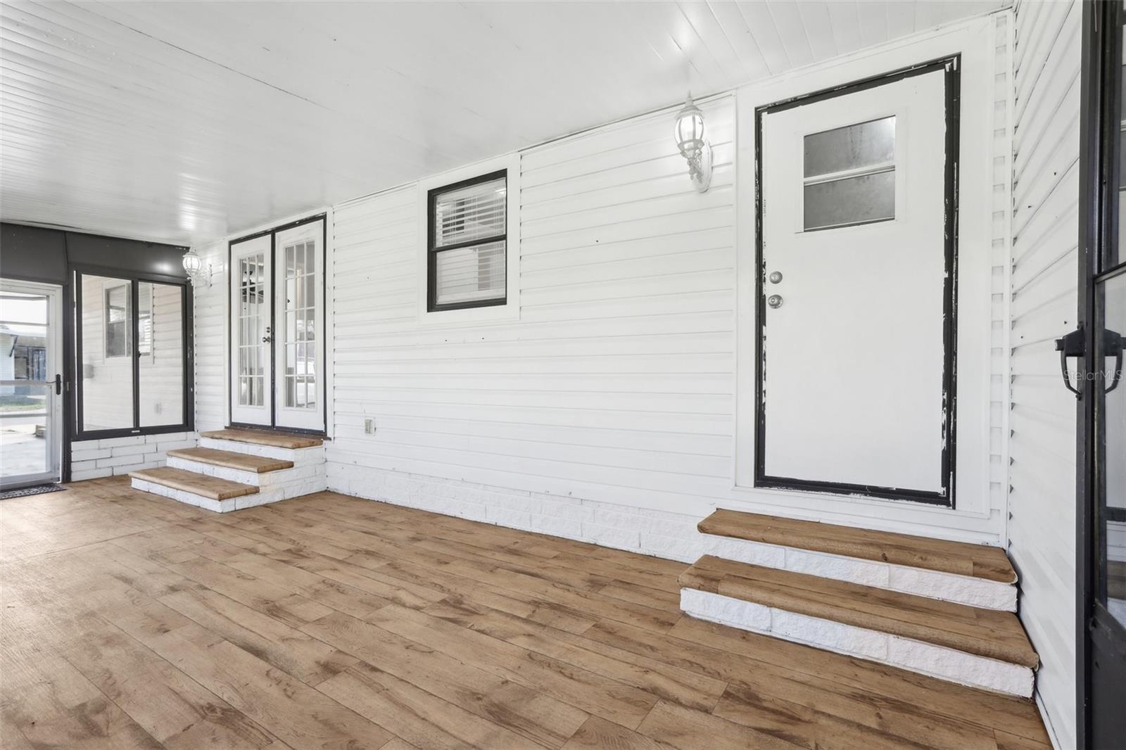 Image 10 of 48 For 3121 Briar Street