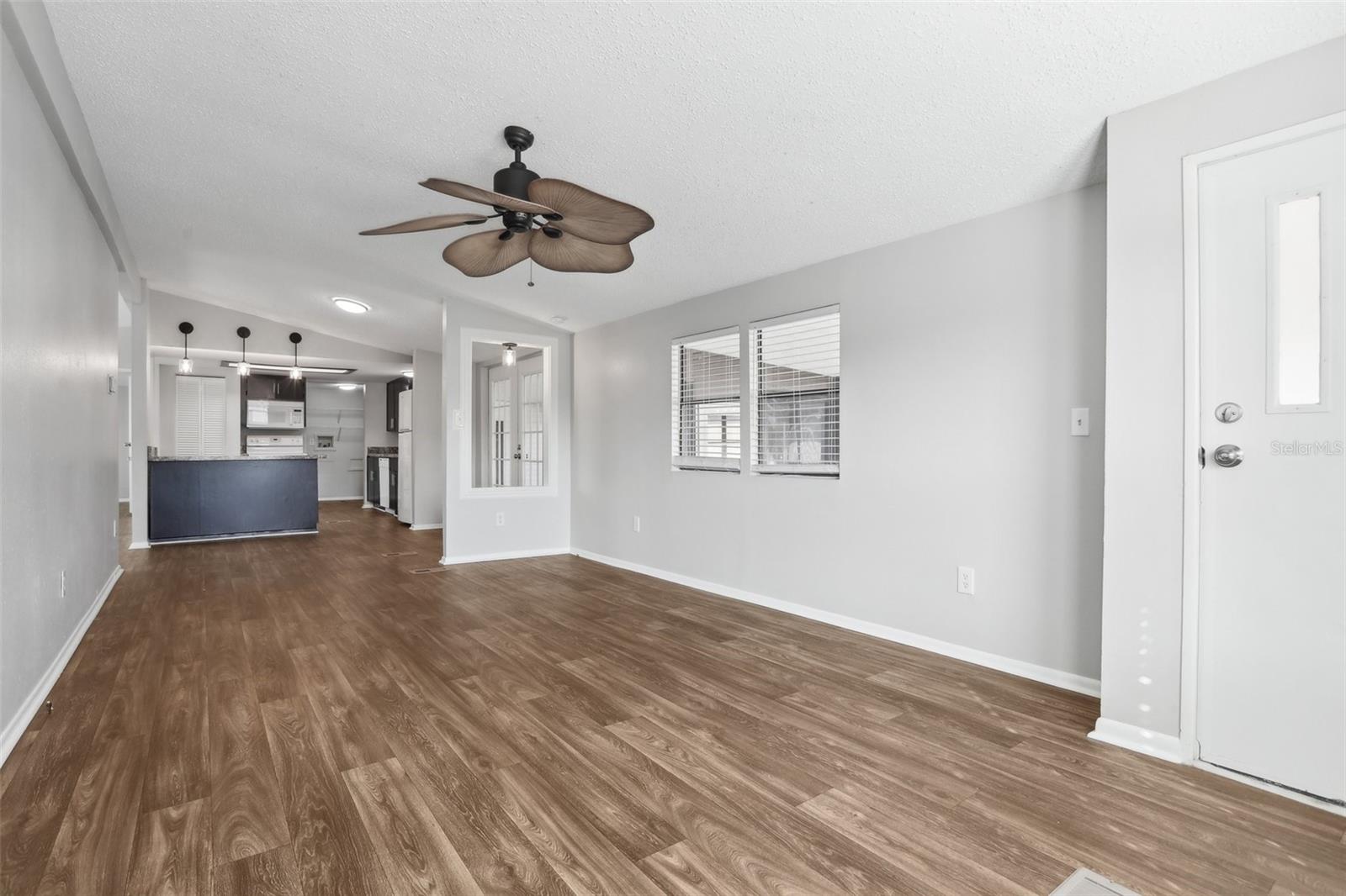 Image 11 of 48 For 3121 Briar Street