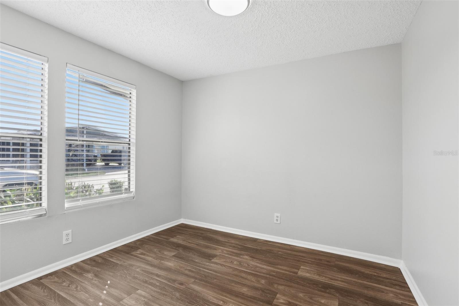 Image 30 of 48 For 3121 Briar Street