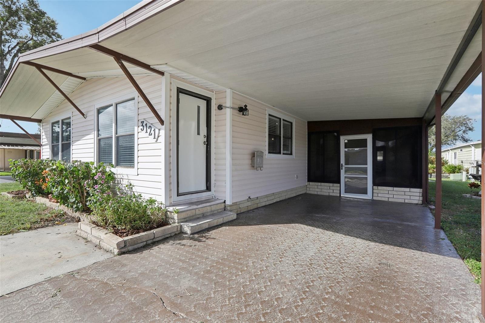 Image 6 of 48 For 3121 Briar Street