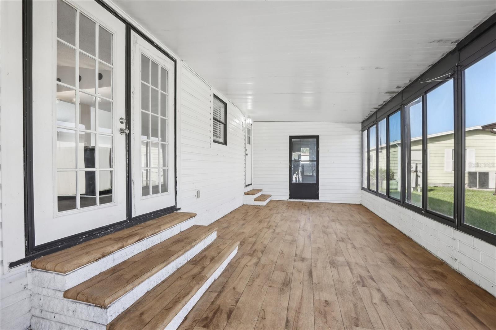 Image 7 of 48 For 3121 Briar Street