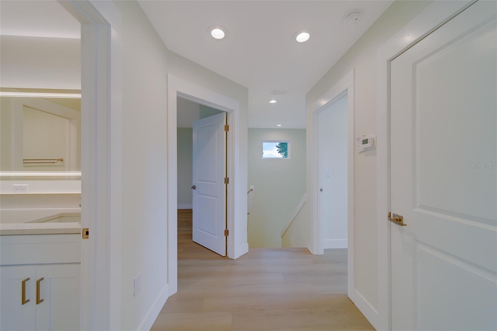 Image 29 of 64 For 14723 Sunset Drive