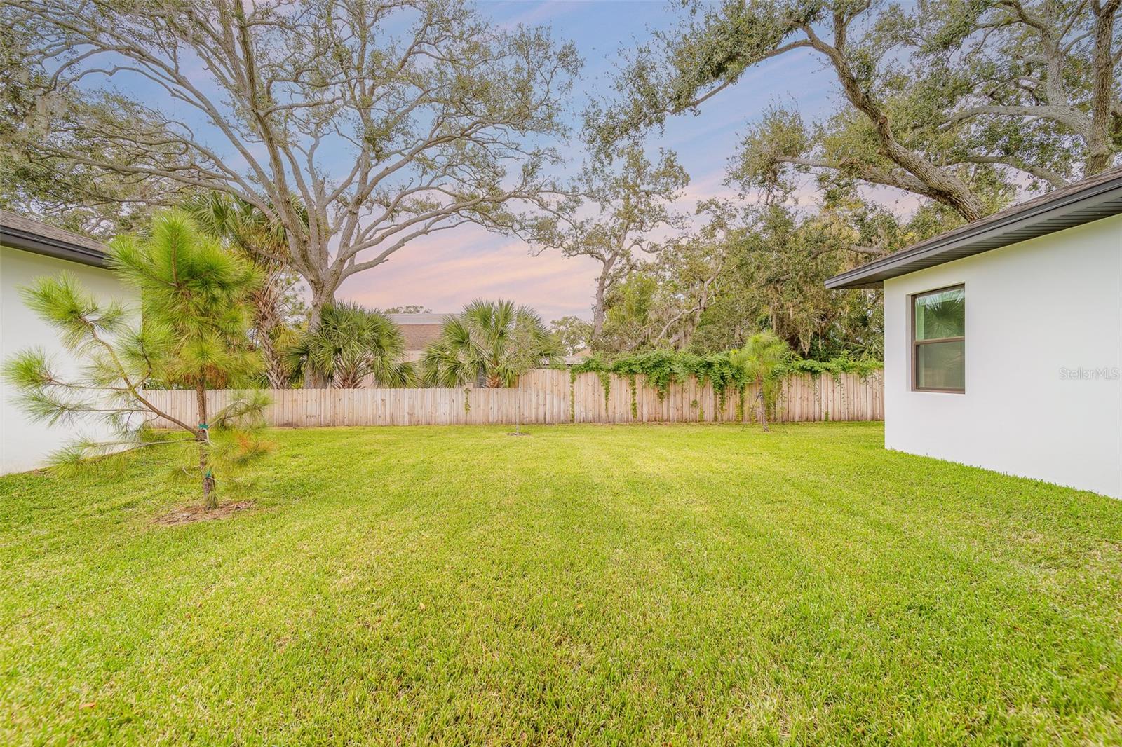 Image 46 of 64 For 14723 Sunset Drive