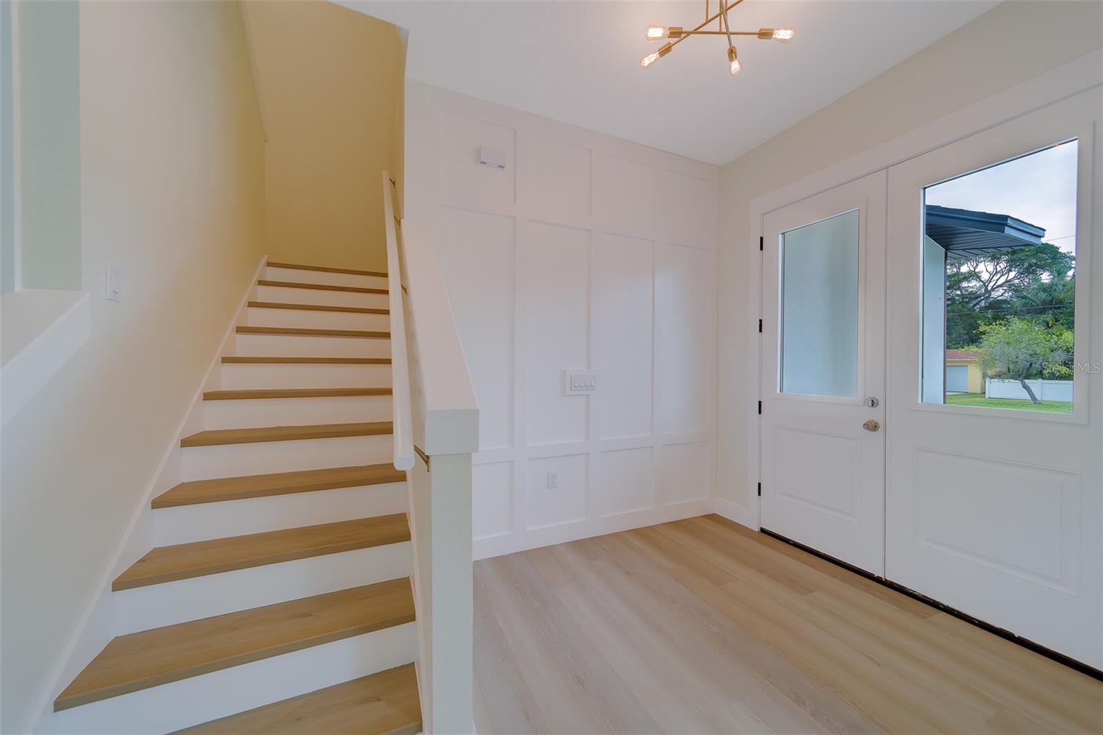 Image 9 of 64 For 14723 Sunset Drive