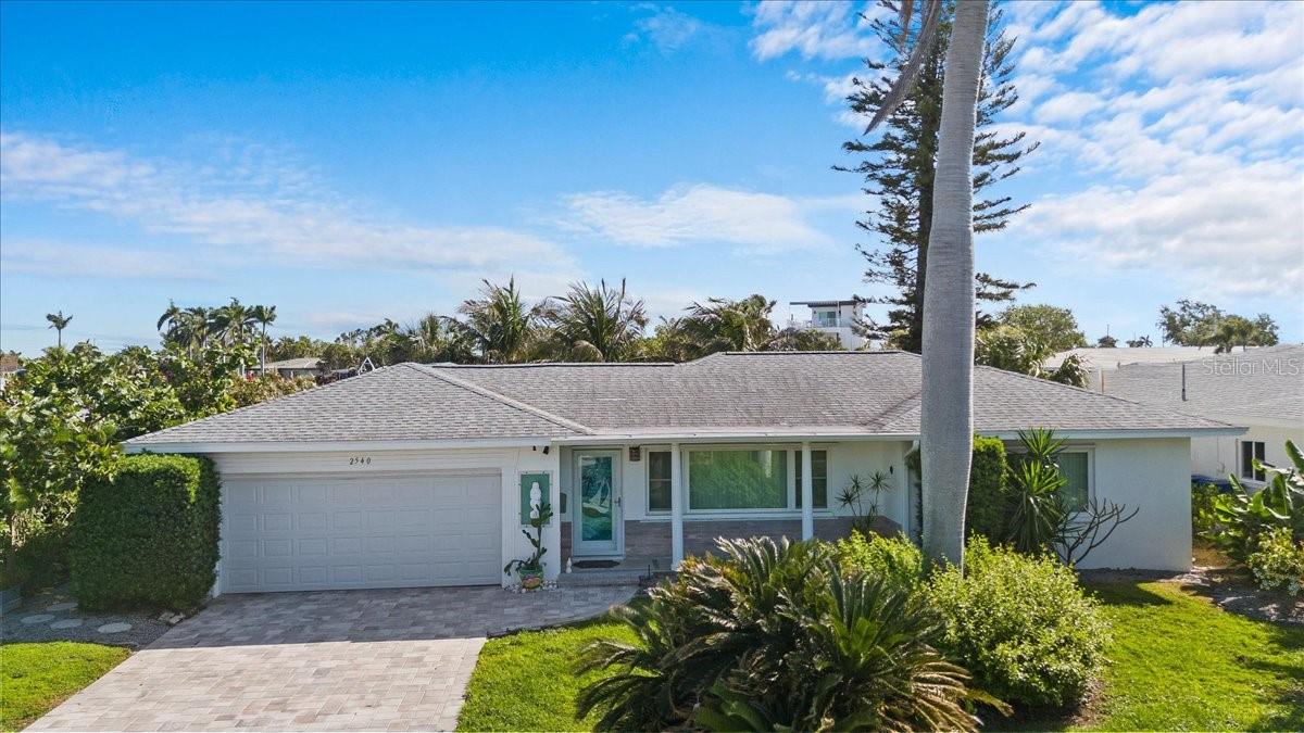 Image 2 of 42 For 2540 Shore Drive Se