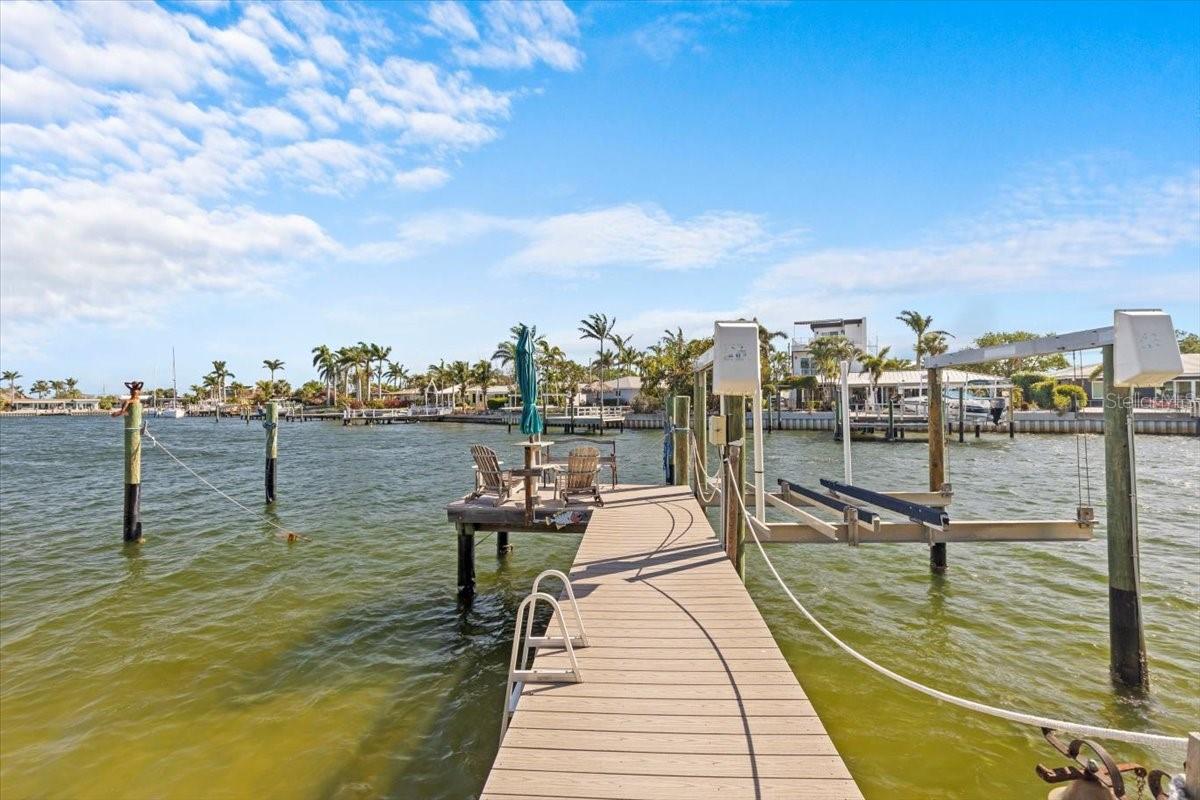 Image 31 of 42 For 2540 Shore Drive Se