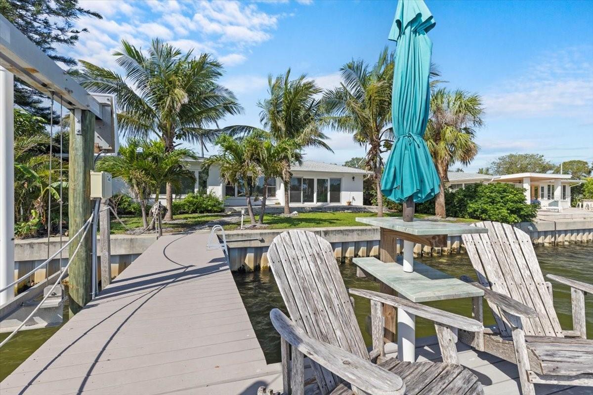 Image 33 of 42 For 2540 Shore Drive Se