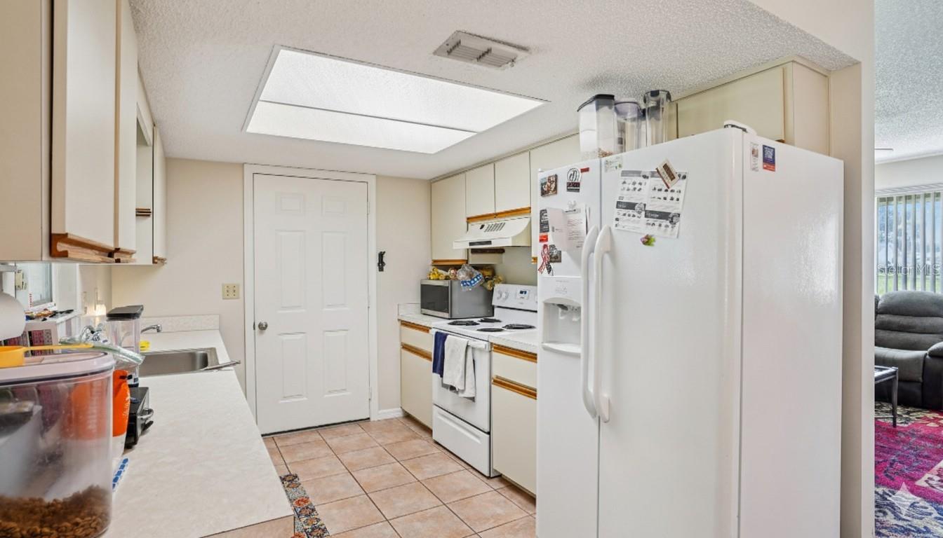 Image 10 of 21 For 10339 179th Street