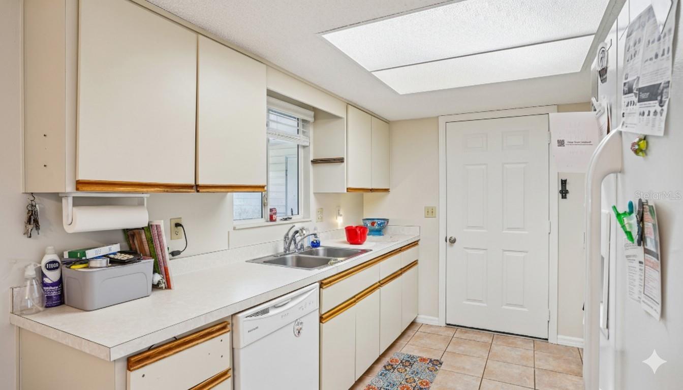 Image 9 of 21 For 10339 179th Street