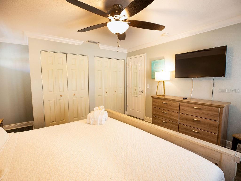 Image 11 of 63 For 185 Brightwater Drive 6