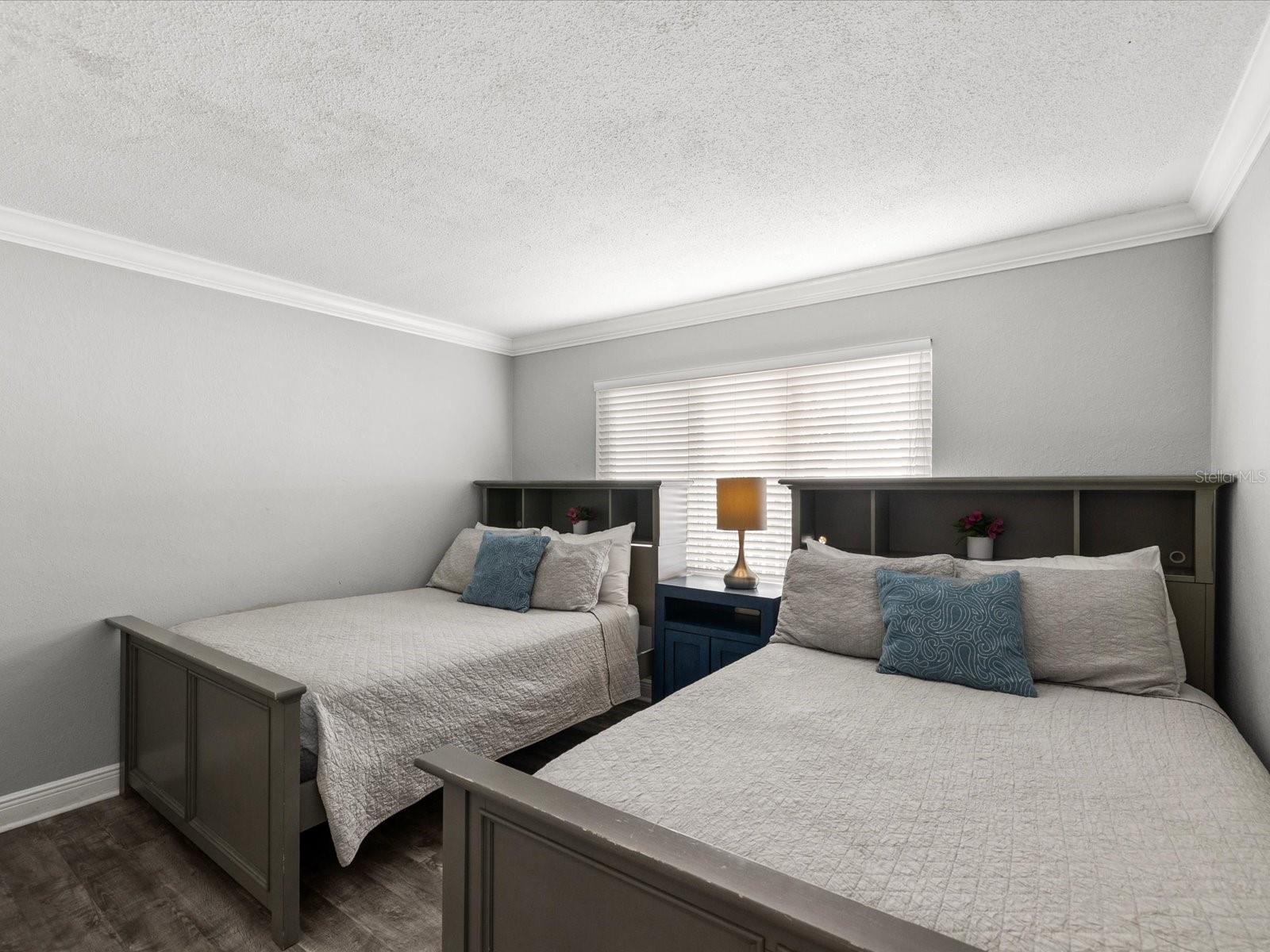 Image 13 of 63 For 185 Brightwater Drive 6