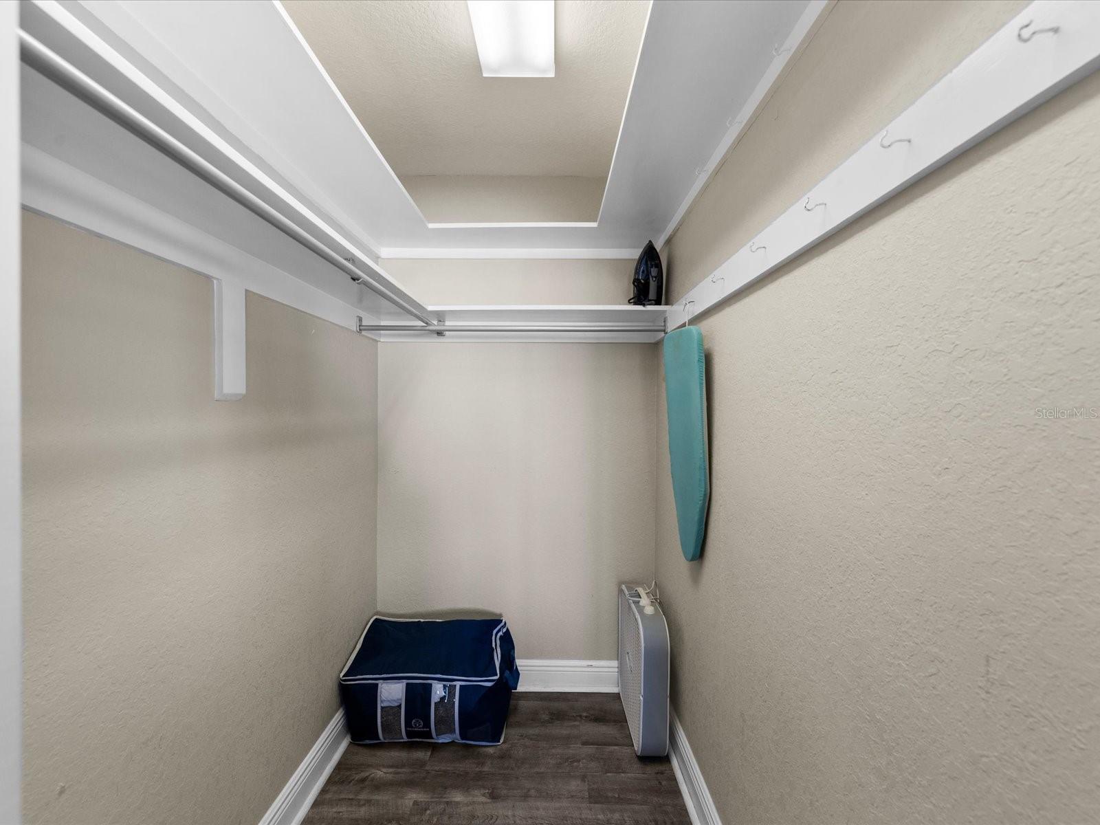 Image 16 of 63 For 185 Brightwater Drive 6