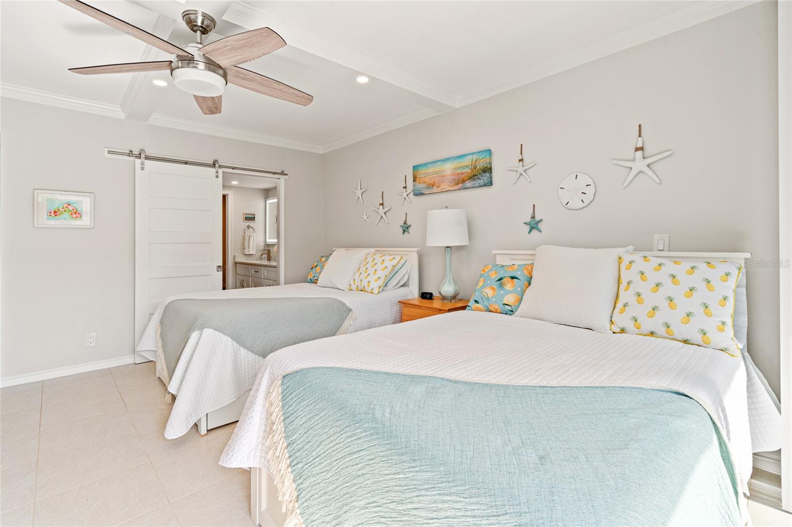 Image 12 of 49 For 5396 Gulf Boulevard 410