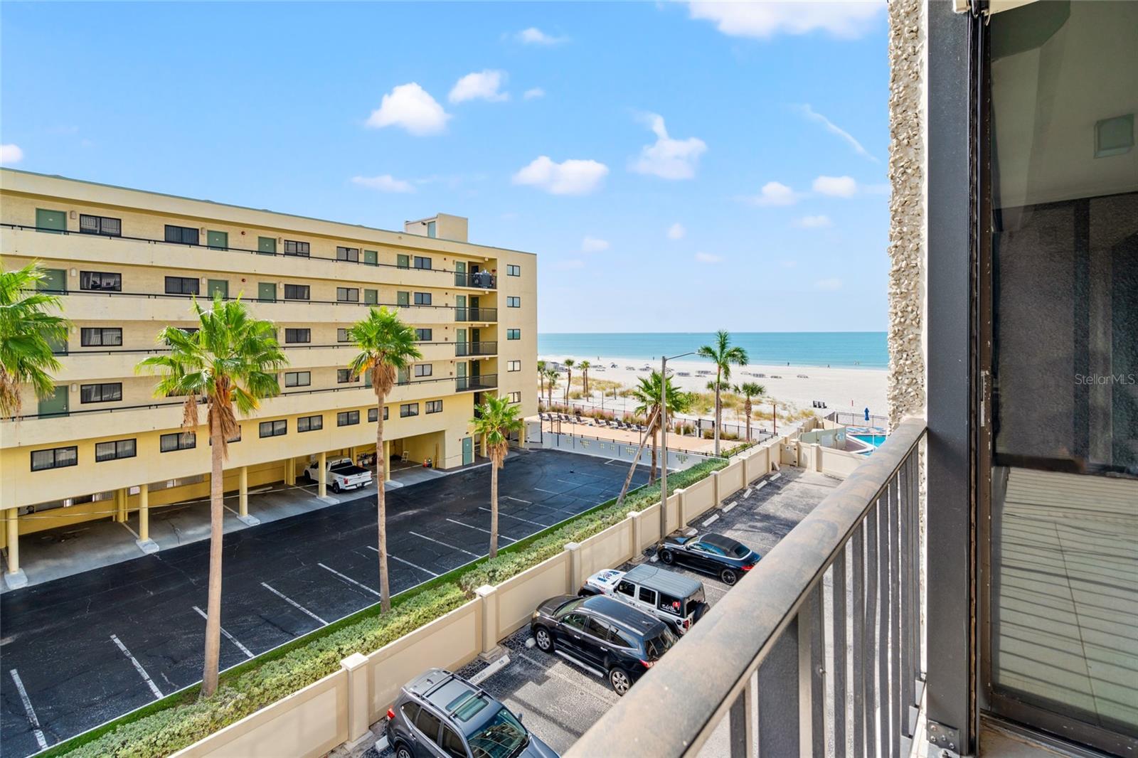 Image 13 of 49 For 5396 Gulf Boulevard 410