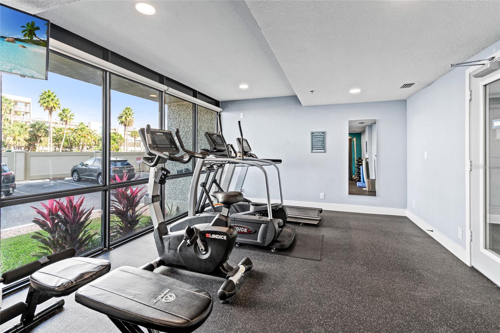 Image 38 of 49 For 5396 Gulf Boulevard 410