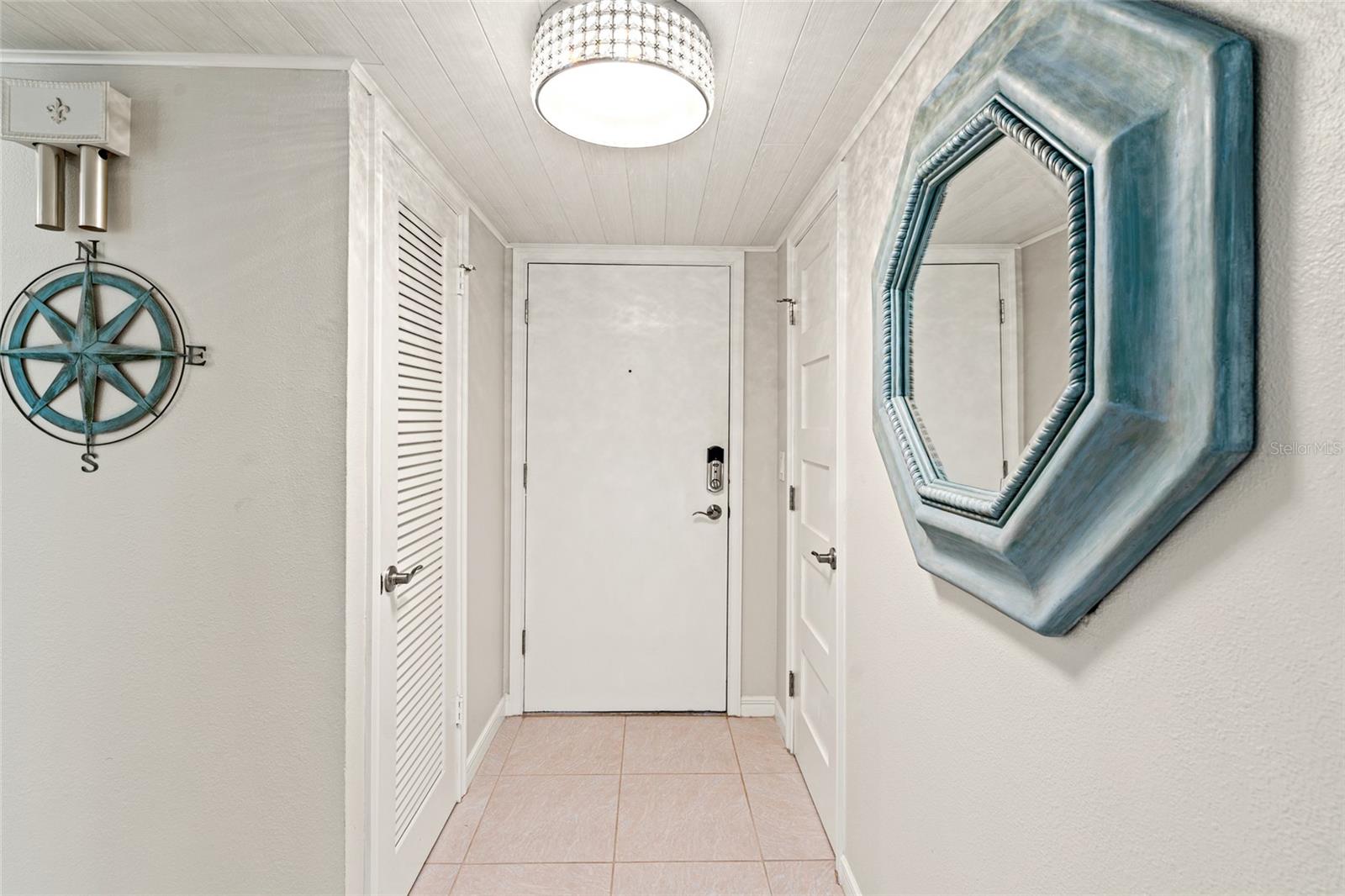 Image 9 of 49 For 5396 Gulf Boulevard 410