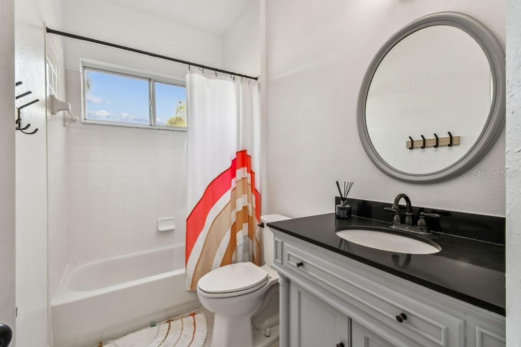 Listing photo id 16 for 19204 Wind Dancer Street