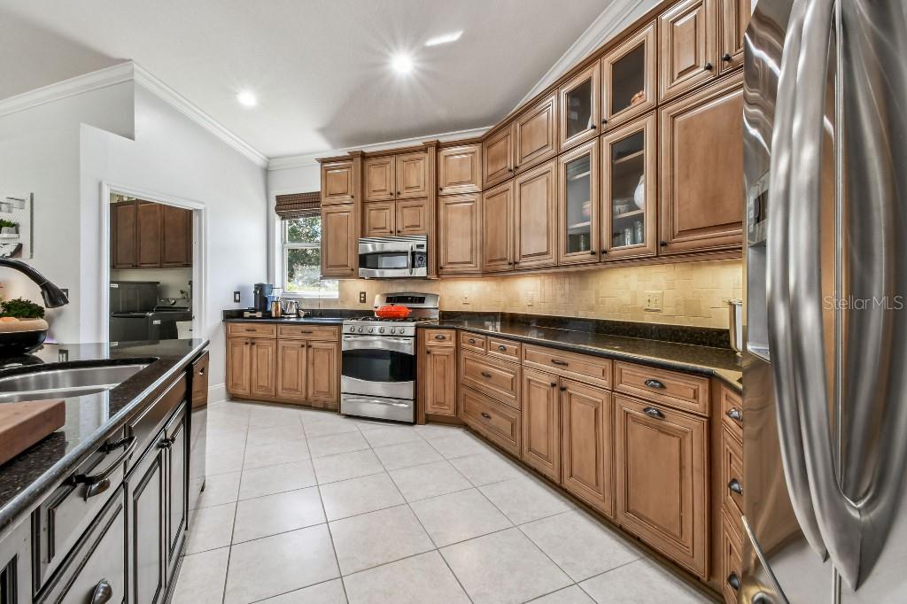 Listing photo id 4 for 19204 Wind Dancer Street