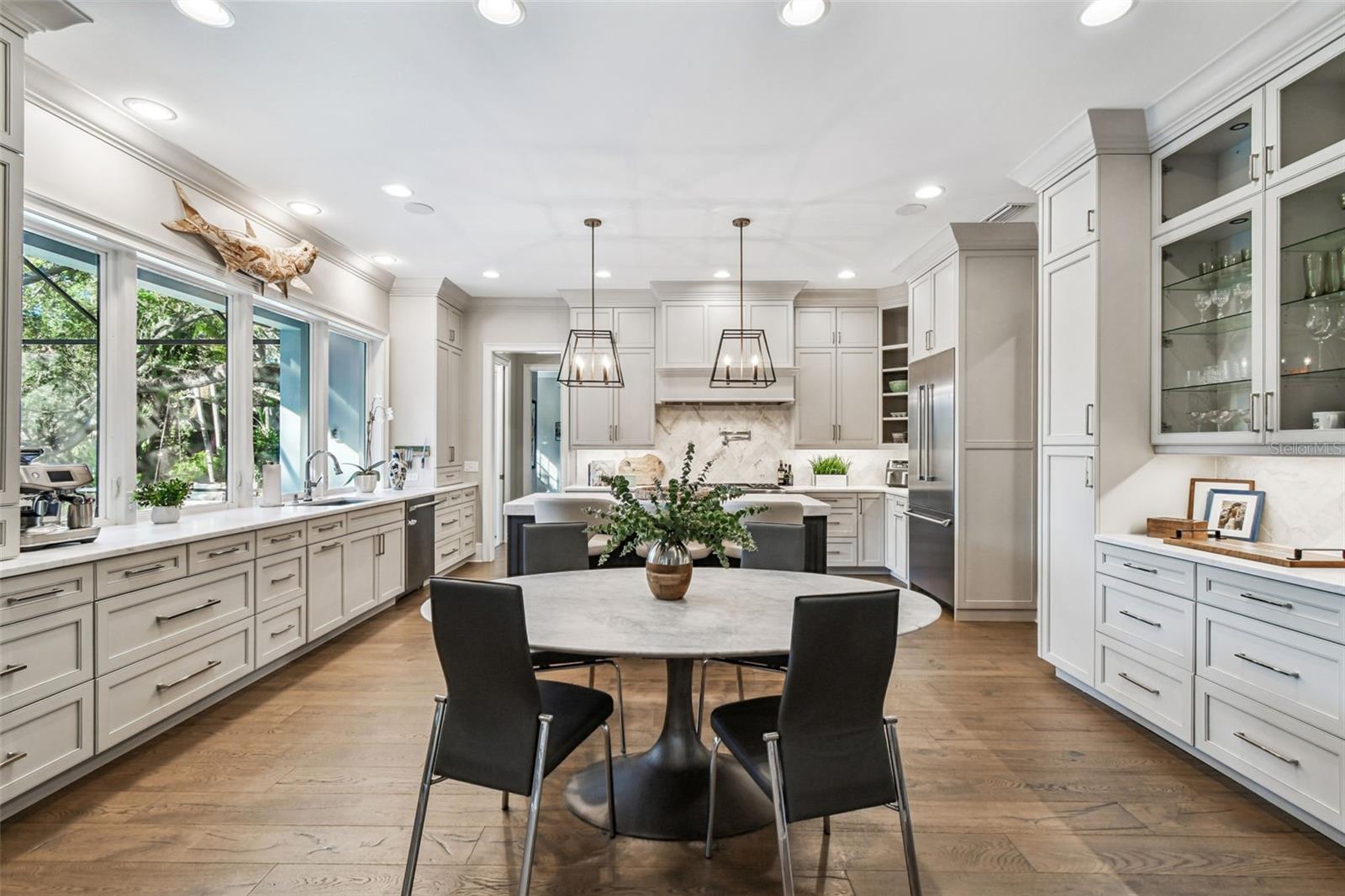 Image 25 of 64 For 2922 Hawthorne Road