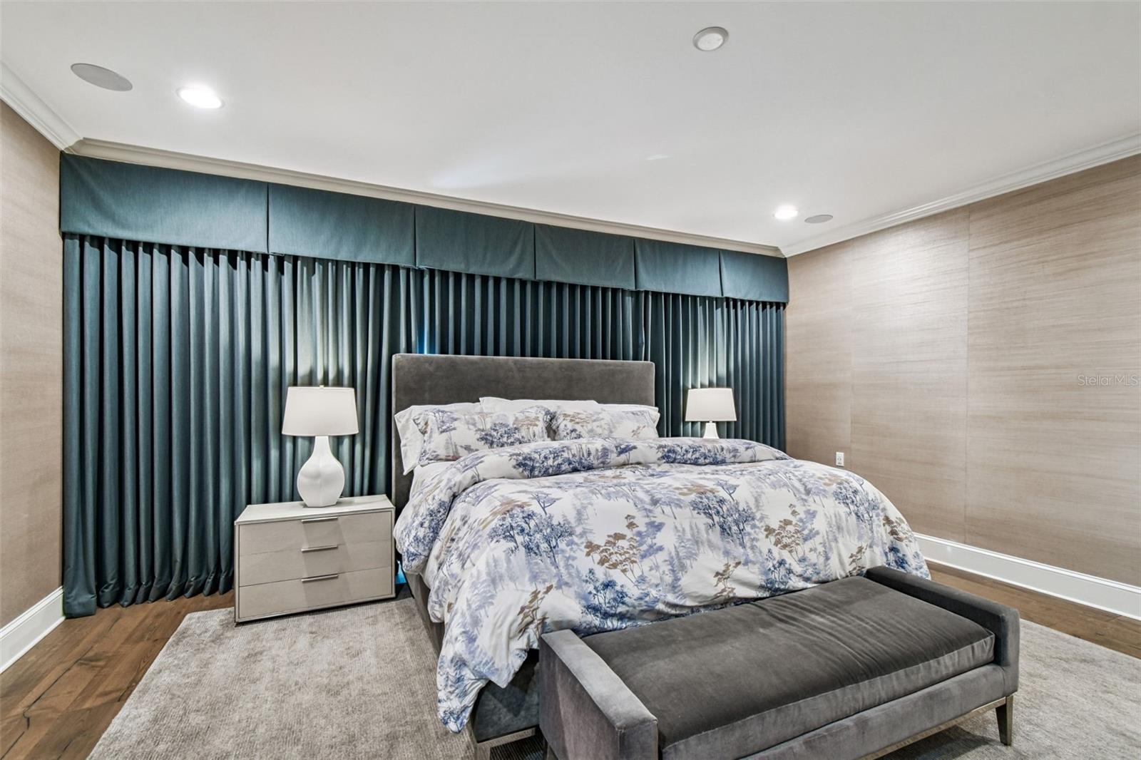 Image 36 of 64 For 2922 Hawthorne Road