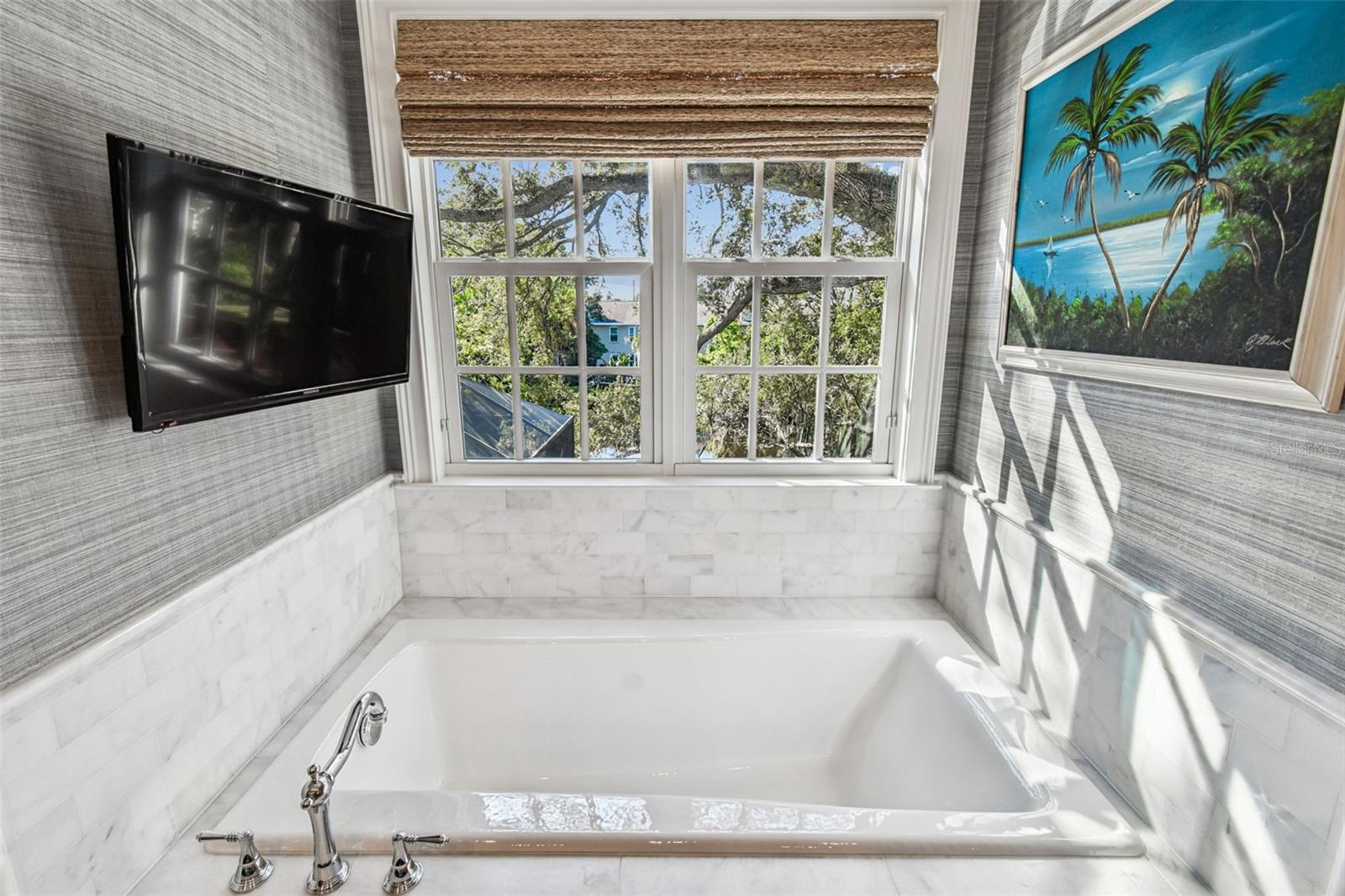 Image 40 of 64 For 2922 Hawthorne Road