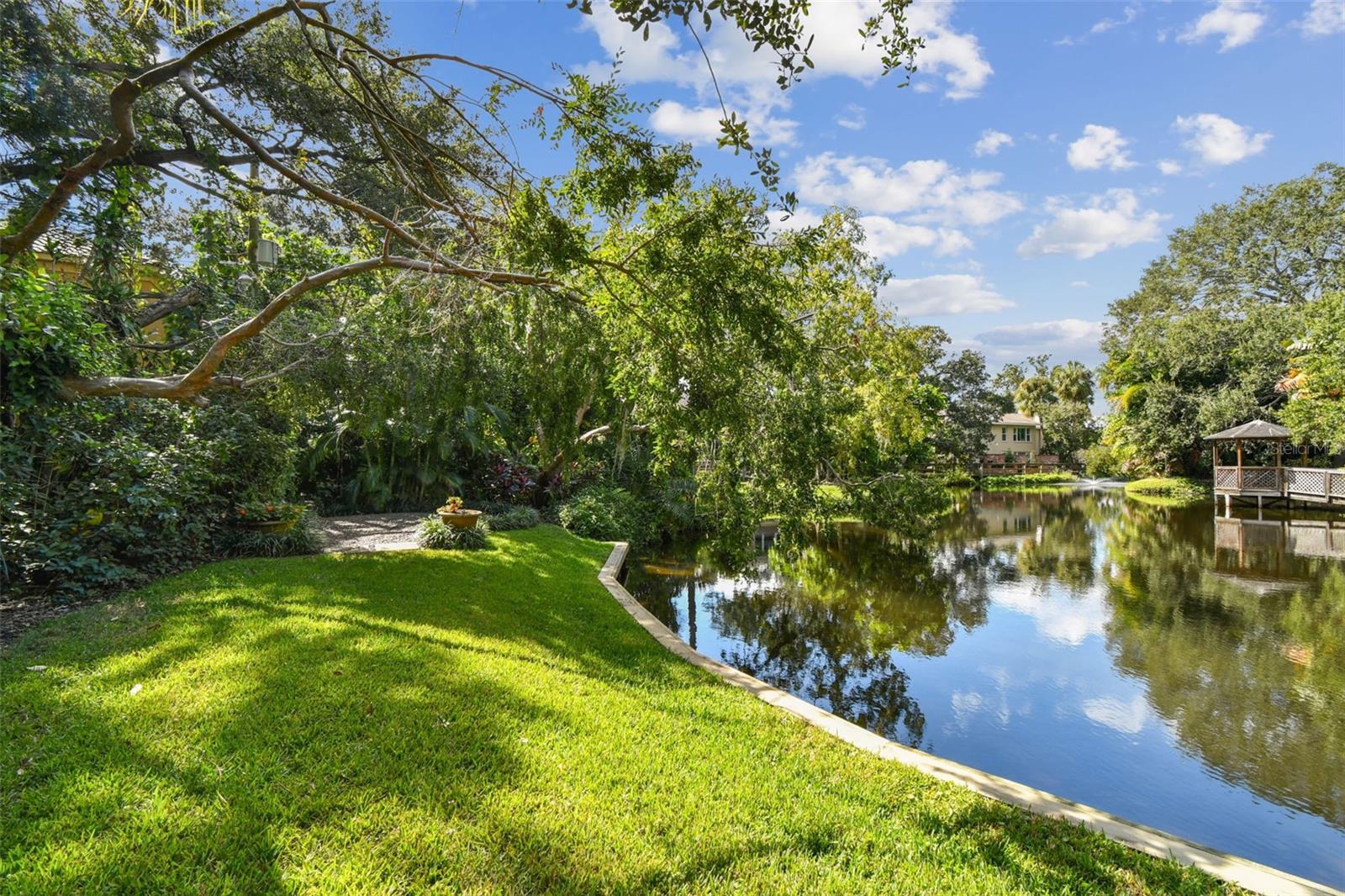 Image 59 of 64 For 2922 Hawthorne Road