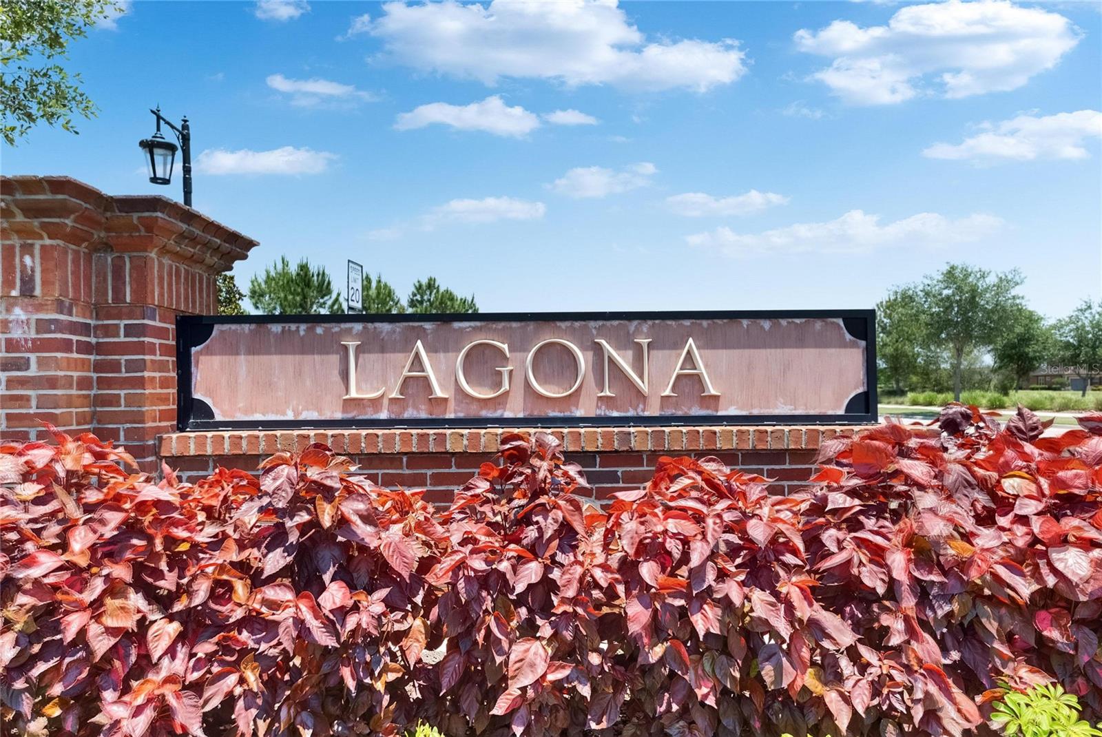 Image 15 of 88 For 4899 Isola Court