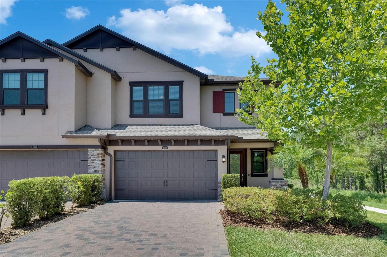 Image 19 of 88 For 4899 Isola Court