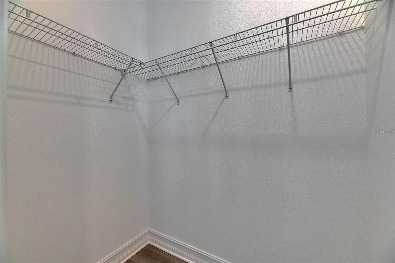 Image 51 of 88 For 4899 Isola Court