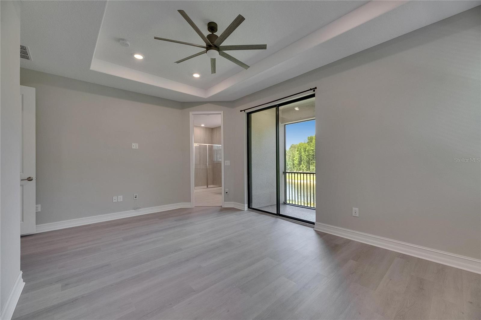 Image 58 of 88 For 4899 Isola Court