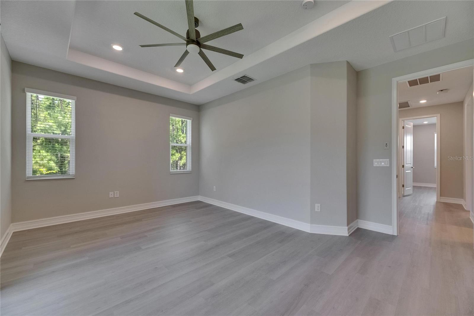 Image 61 of 88 For 4899 Isola Court