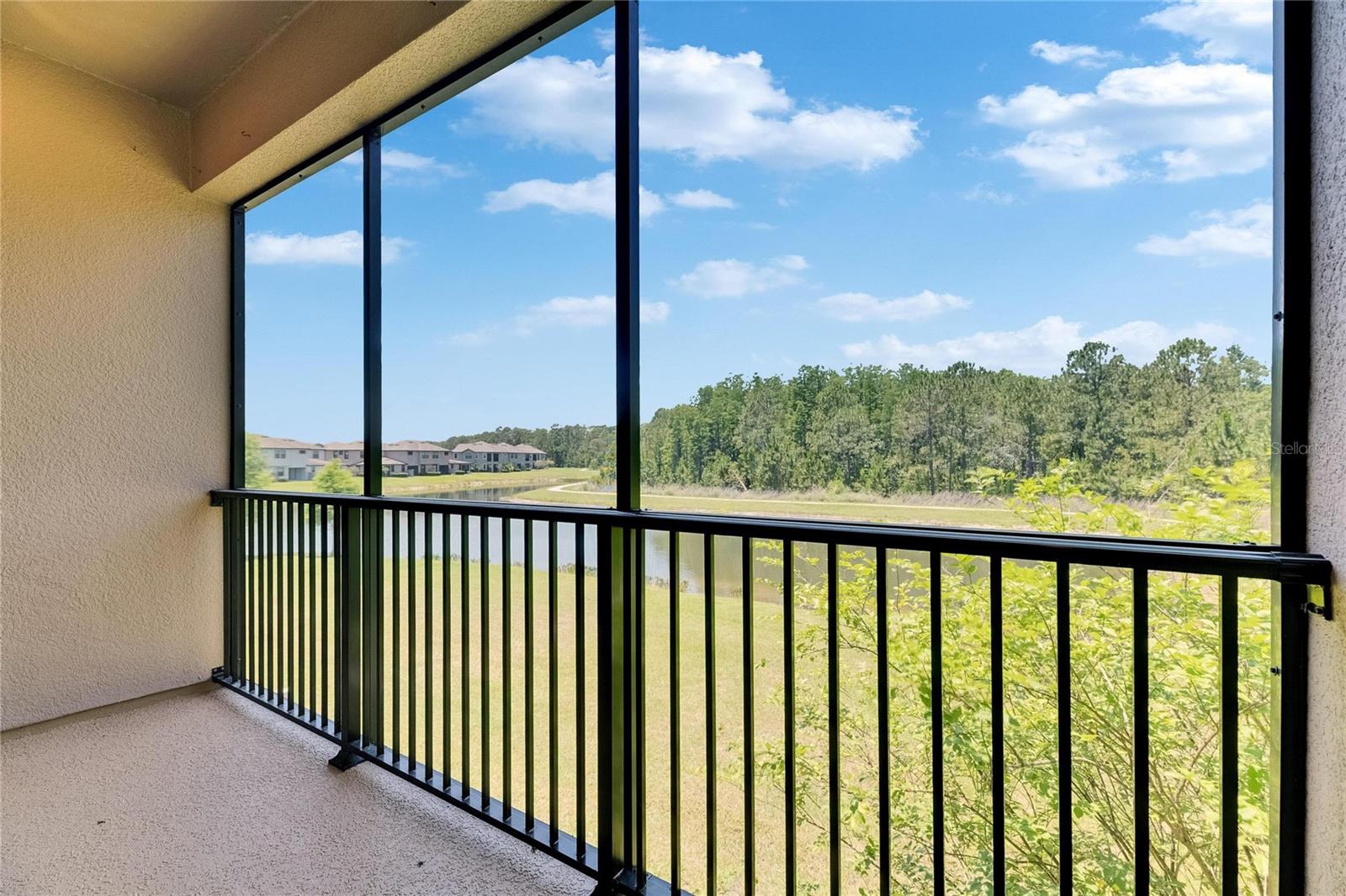 Image 65 of 88 For 4899 Isola Court