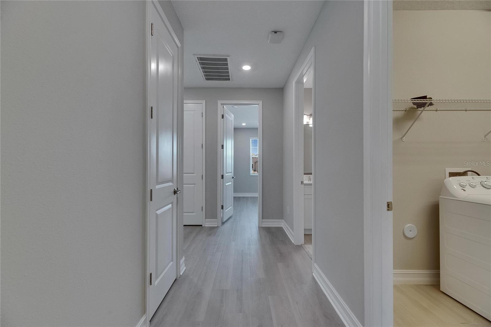 Image 70 of 88 For 4899 Isola Court