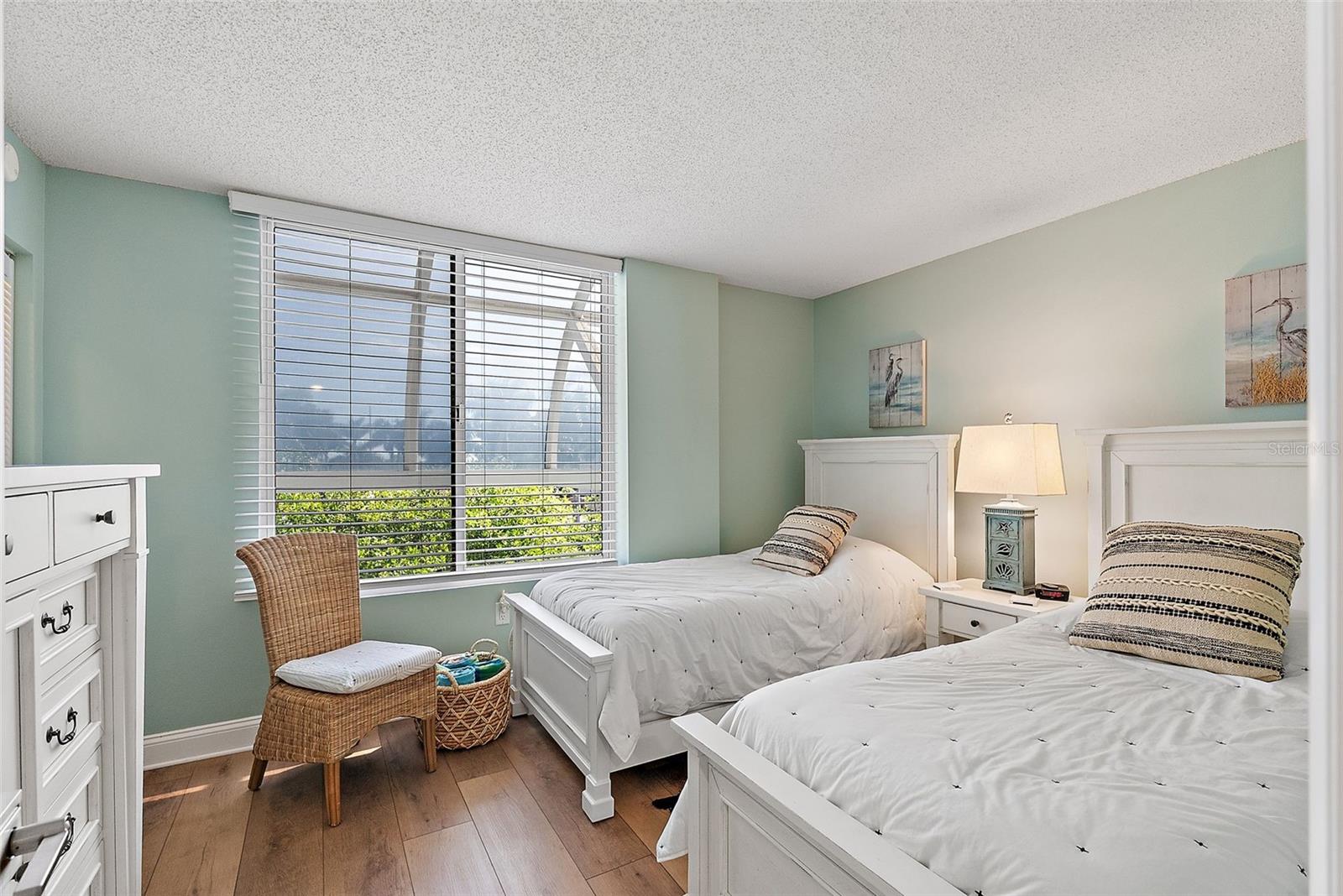 Image 15 of 36 For 5155 Isla Key Boulevard S 401